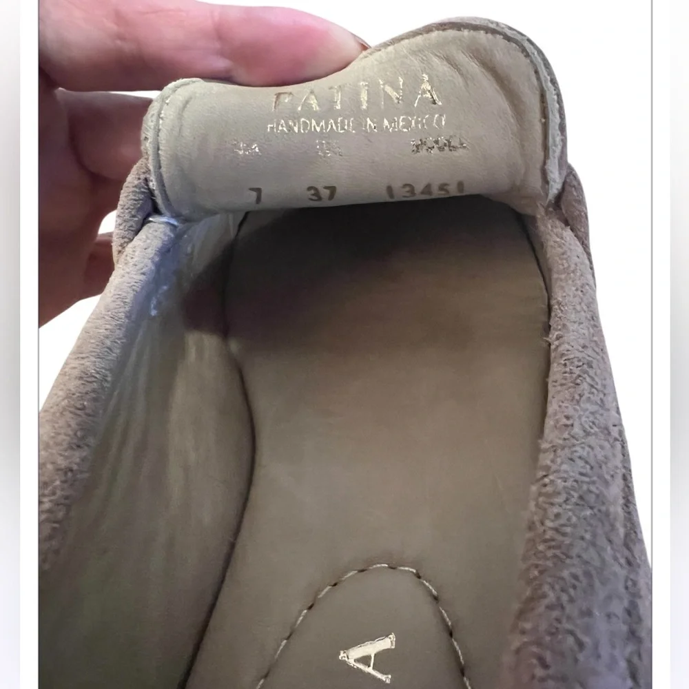 New In Box. Portland Leather Patina Zoe Chunky Loafer in Taupe suede.  Size 7 - Picture 8 of 8